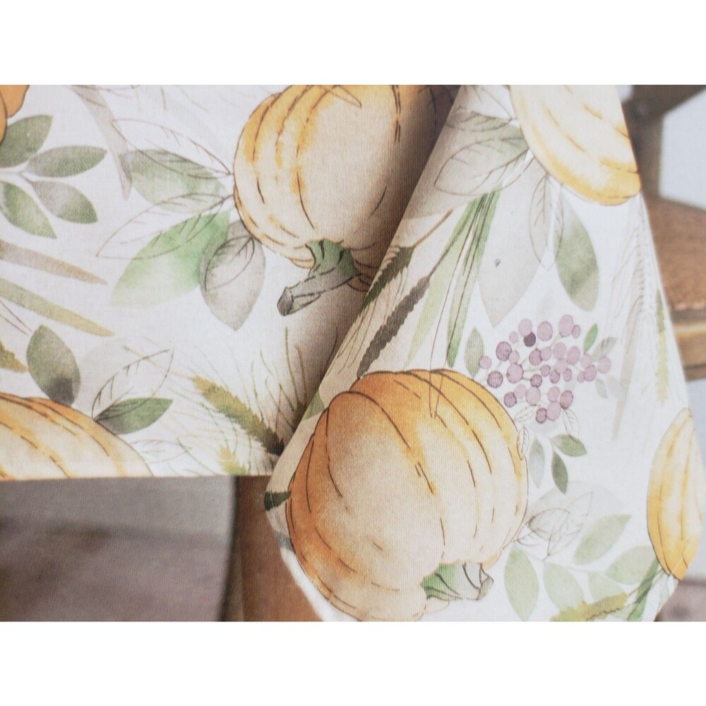 1 Printed Fabric Tablecloth, 60" Round(4-6 ppl)PUMPKINS & LEAVES,HARVEST TIME,BM